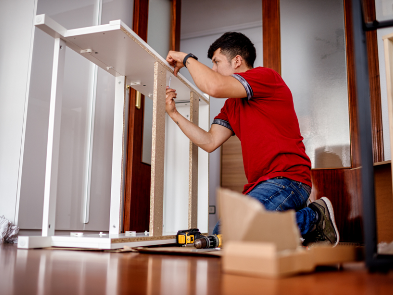disassemble furniture Nepean Movers